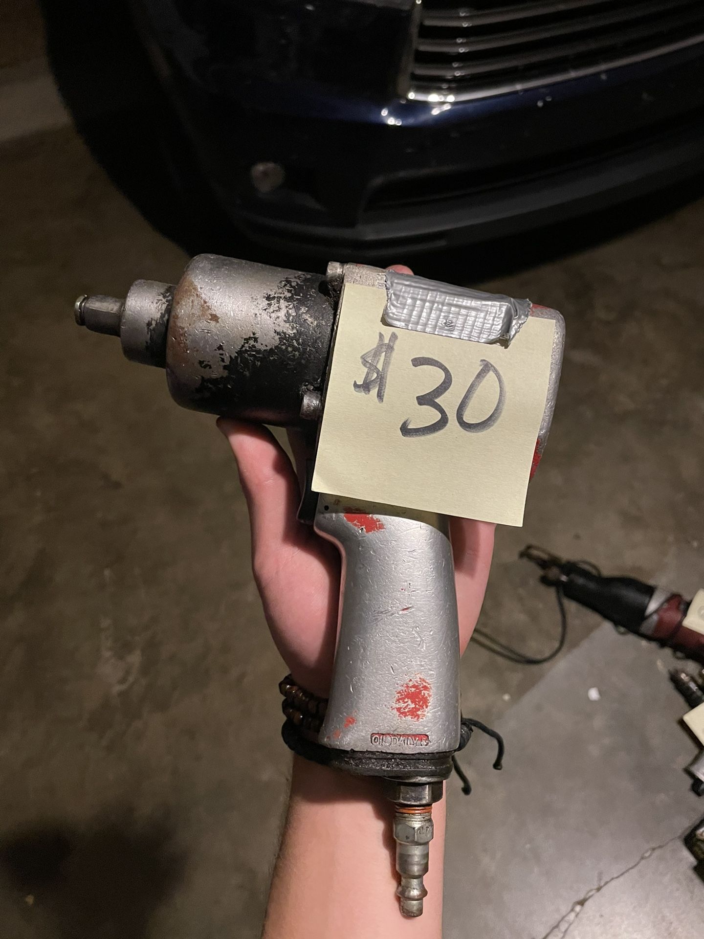 Central pneumatic 1/2 inch impact wrench
