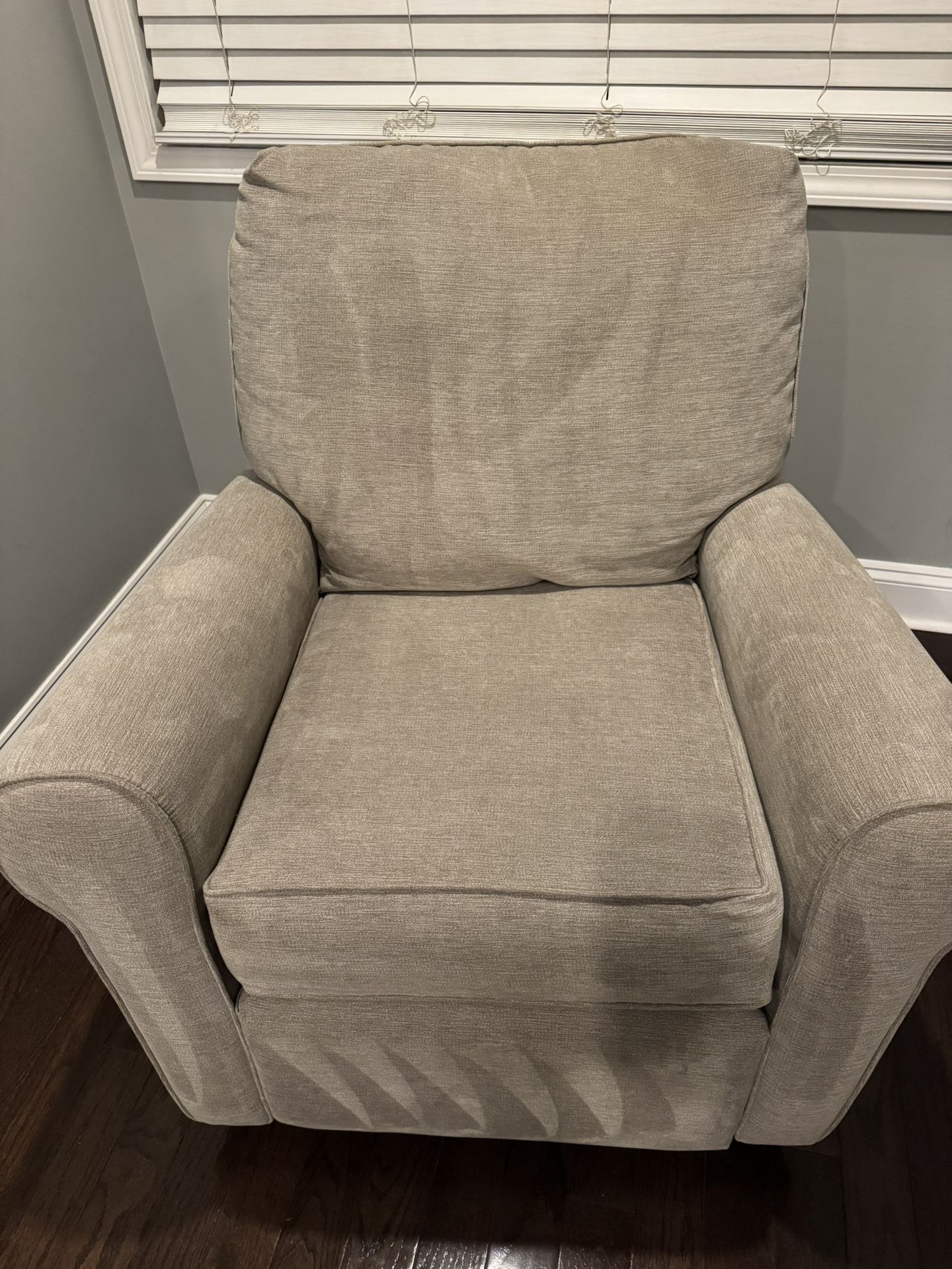 Baby Glider Chair For Nursery