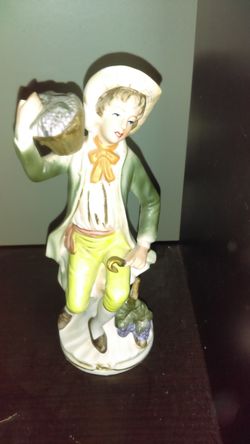 Figurine
