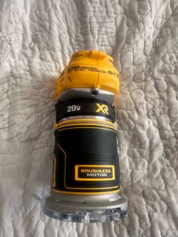 DEWALT DCW600B 20V MAX XR Brushless Compact Router