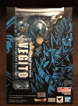 S.H. Figuarts Dragon Ball Super Saiyan God Super Saiyan Vegito NYCC