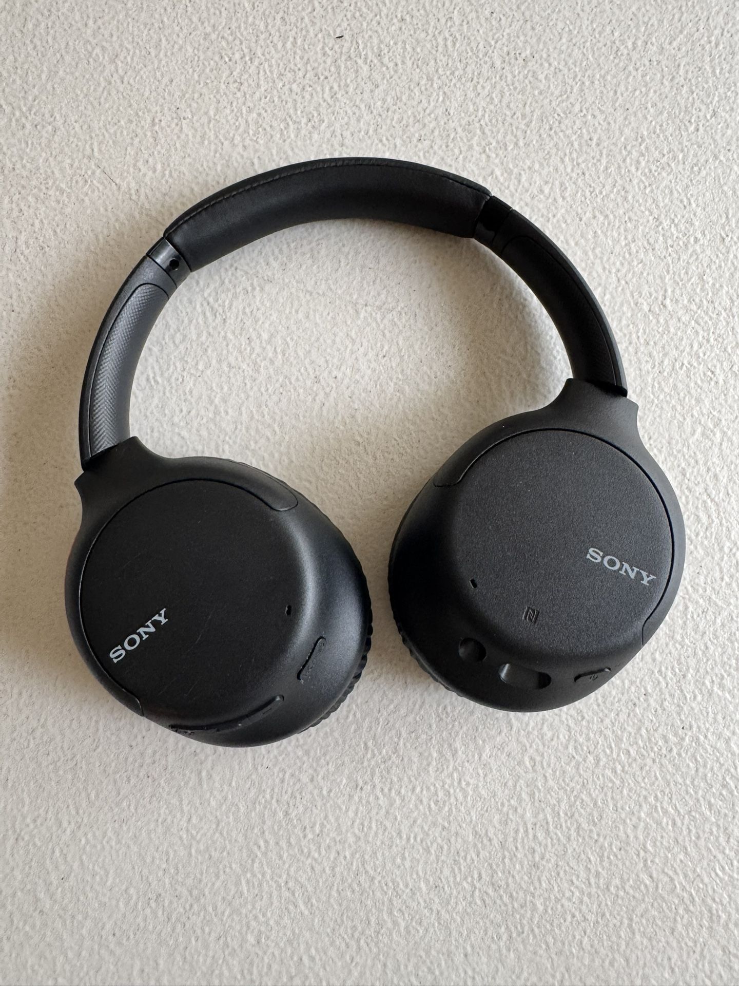 Sony Wireless Headphones WHCH710N