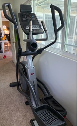 Elliptical ProForm Trainer 7.0 (Model PFEL0175.0) Excellent Condition