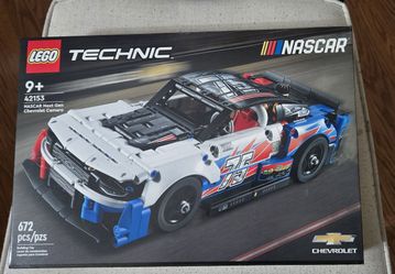 LEGO 42153 Nascar Next Gen Chevrolet Camaro