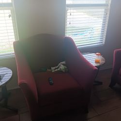 Living Room And Kitchen Table