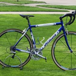 SPECIALIZED ALLEZ ROAD BIKE - ENTRY LEVEL - TIAGRA COMPONENT/SORA - SERVICED READY FOR THE ROAD