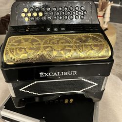 Acordeon Excalibur Tono de Fa