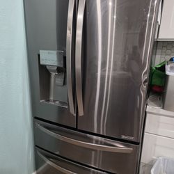 28 cu. ft. Smart Wi-Fi Enabled French Door Refrigerator