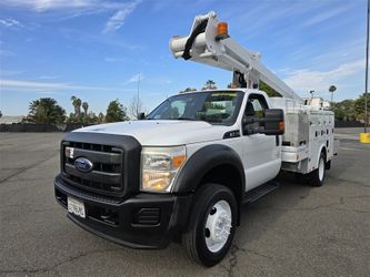 2012 Ford F550 BUCKET/BOOM 6.8L GAS,ONLY 73K MILES!