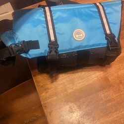 Dog Life Vest Size Large 