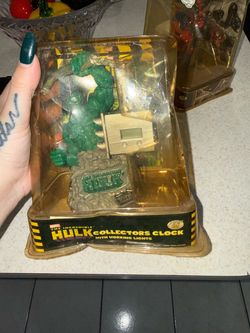 Marvel Incredible Hulk Collectors Clock with Working Lights