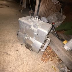 Briggs And Stratton Engine 
