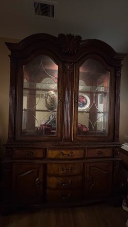 China cabinet and Hutch