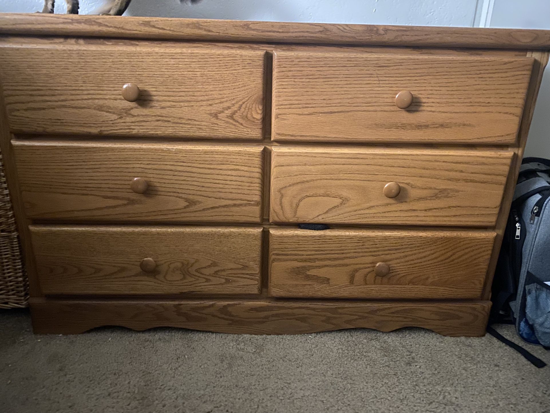 Dresser And Matching Mirror Set