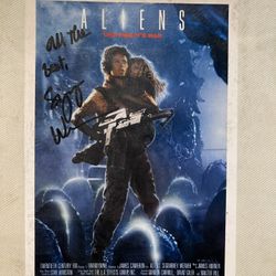 Sigourney Weaver Autograph
