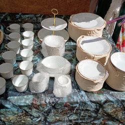 Noratake Duetto 6610 China 91 Piece Aet