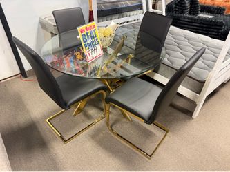 Perfect dining set! Easy financing! ❤️😍☎️