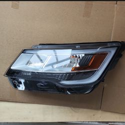 For 2018 2019 Ford Explorer Headlight Driver Passenger Available