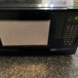 Black rival Microwave