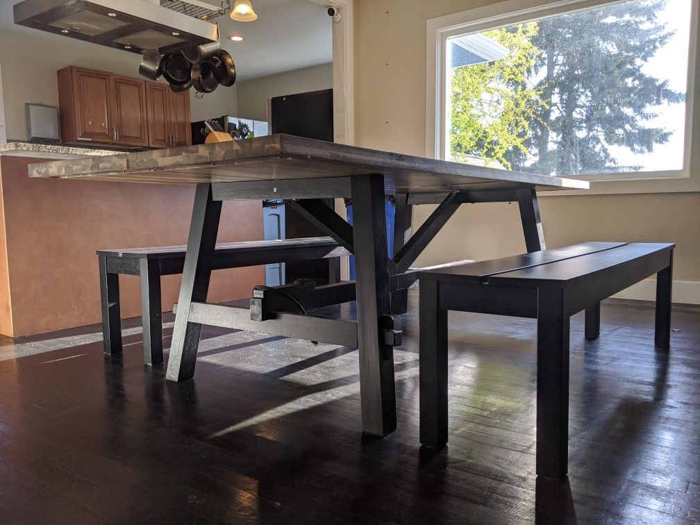Dining Table + Seats | Last Day – Available Until 3:00 PM