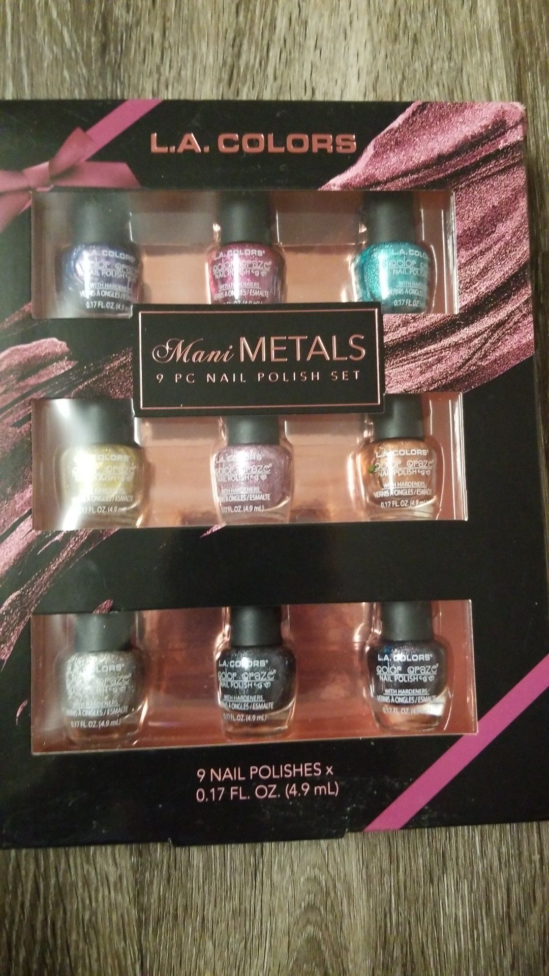 La colors nail polish set