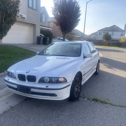 1999 BMW 528i