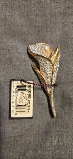 Swarovski Lilly brooch