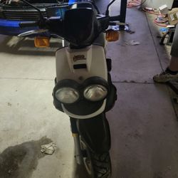 Yamaha Zuma Scooter