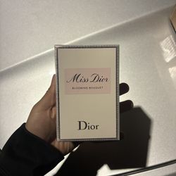 Miss Dior Eau de Parfum Sealed