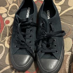 Men’s / Woman’s Black Converse Sneakers