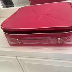 BRAND NEW, LARGE ORGANIZER 