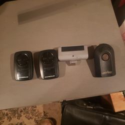 UNIVERSAL GARAGE DOOR REMOTES