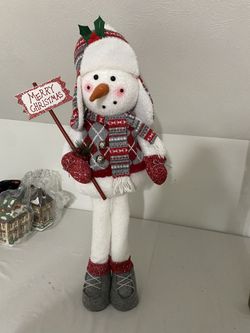Standing snowman