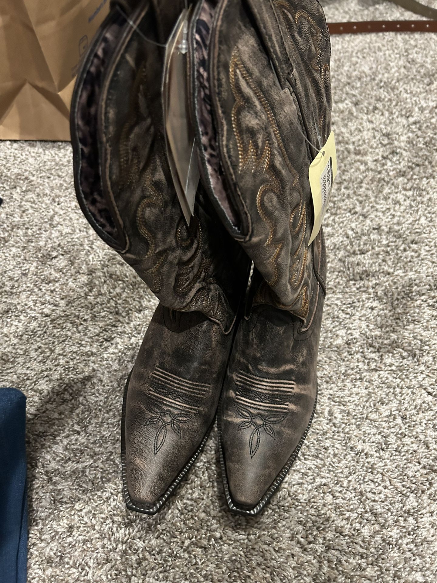 Women’s Laredo Cowgirl Boots