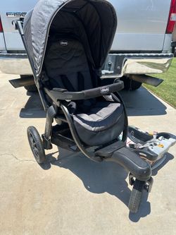 Chicco Activ3 Jogging Stroller w/ Keyfit base