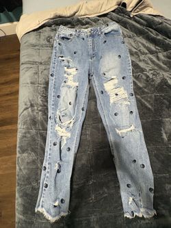 Distressed Light Wash Jeans with Yin Yang Print