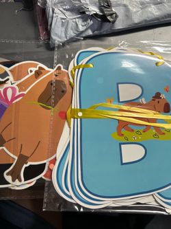 Capybara party supplies