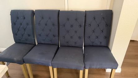 Dining chairs free
