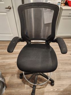 Black Barstool Mesh Office Chair With Foot Ring 
