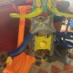 Children’s Racing Track 