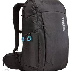 NWT Thule Aspect DSLR/Drone backpack