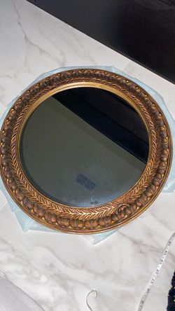 Round Mirror