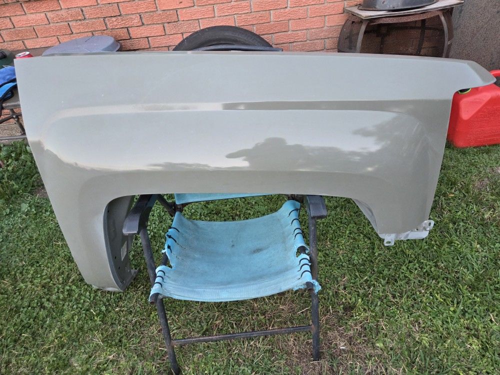 2014-2019 Chevrolet Silverado Passenger Fender