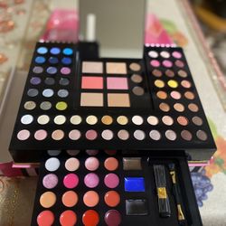 Pallete Makeup 88 Colors 
