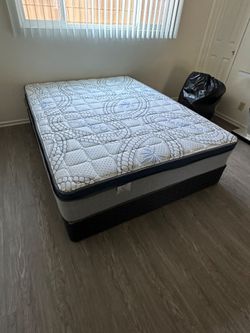 Full Size Mattress Pillow Top New