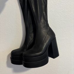 Steve Madden Boots 