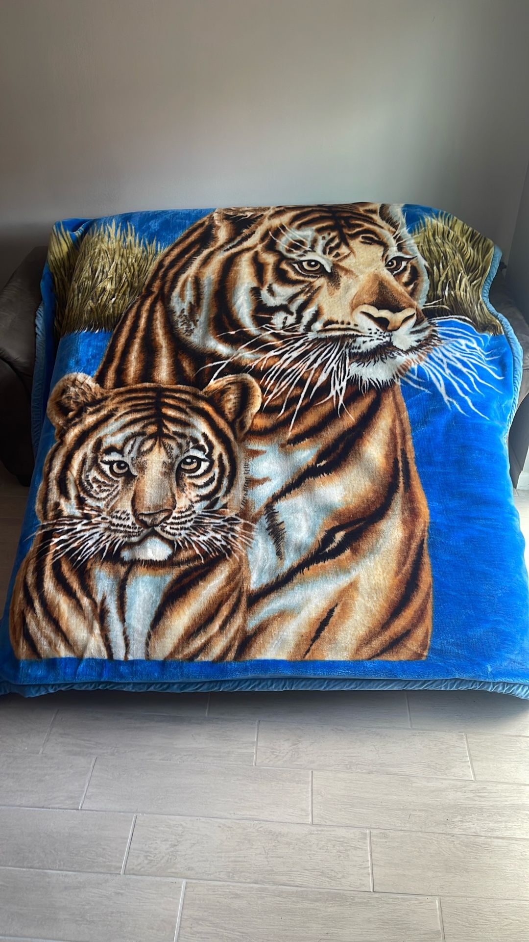 San Marcos Blanket, Queen Fits King