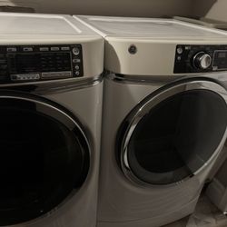 GE Steam Washer And Gas Steam Dryer