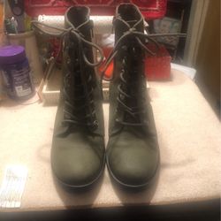 Madden Olive Green Women Military Boots Sz 6.5M