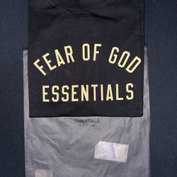 FEAR OF GOD ESSENTIALS TEE